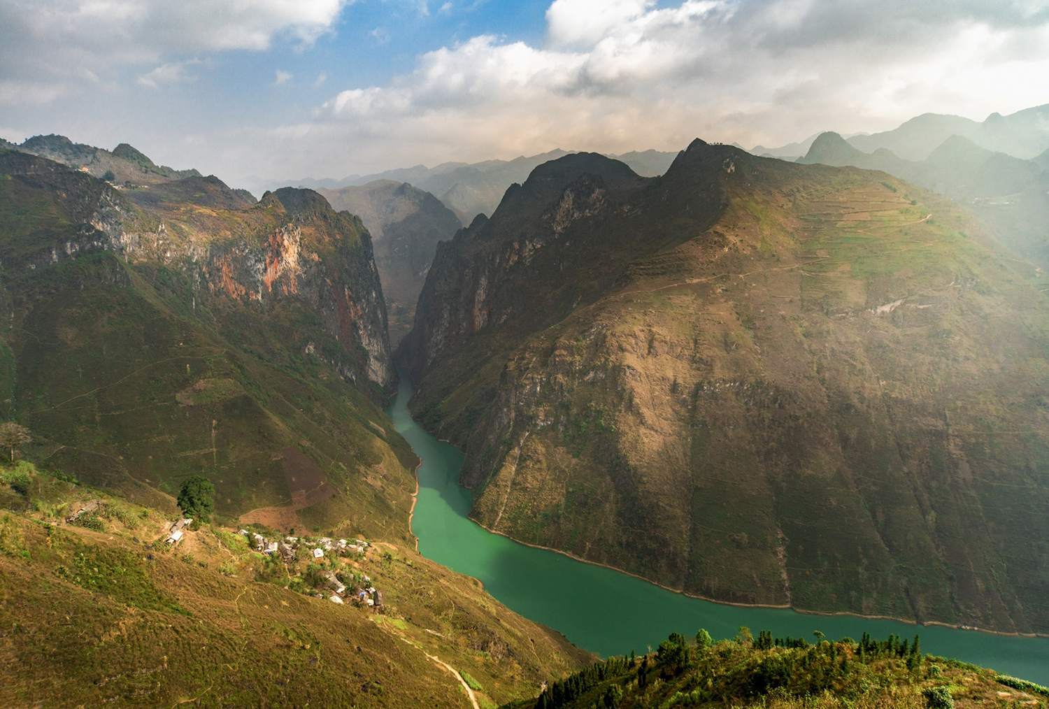 HA GIANG